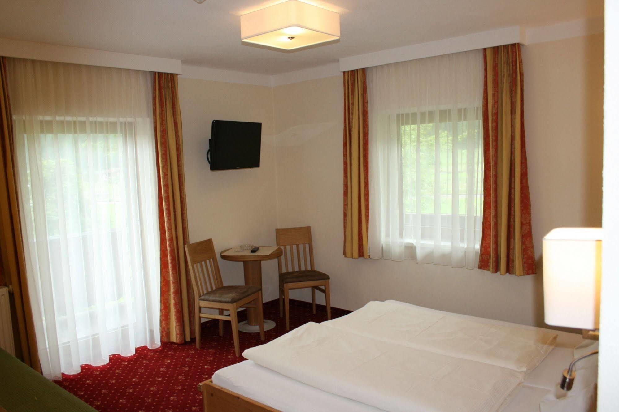Pension Birkenhof Mayrhofen Eksteriør bilde
