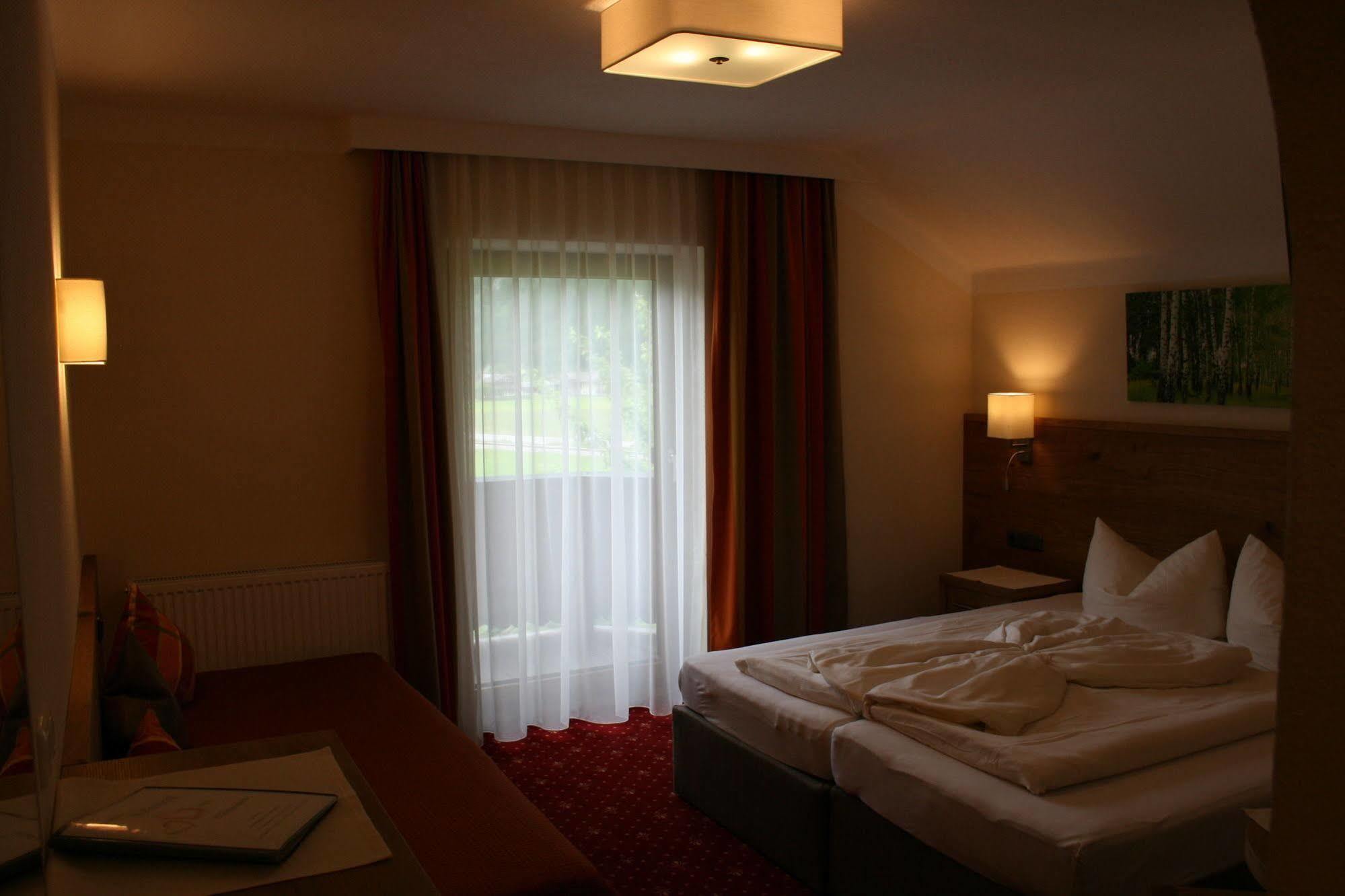 Pension Birkenhof Mayrhofen Eksteriør bilde